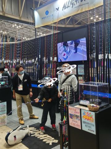 お子様向けの竿曲げ体験